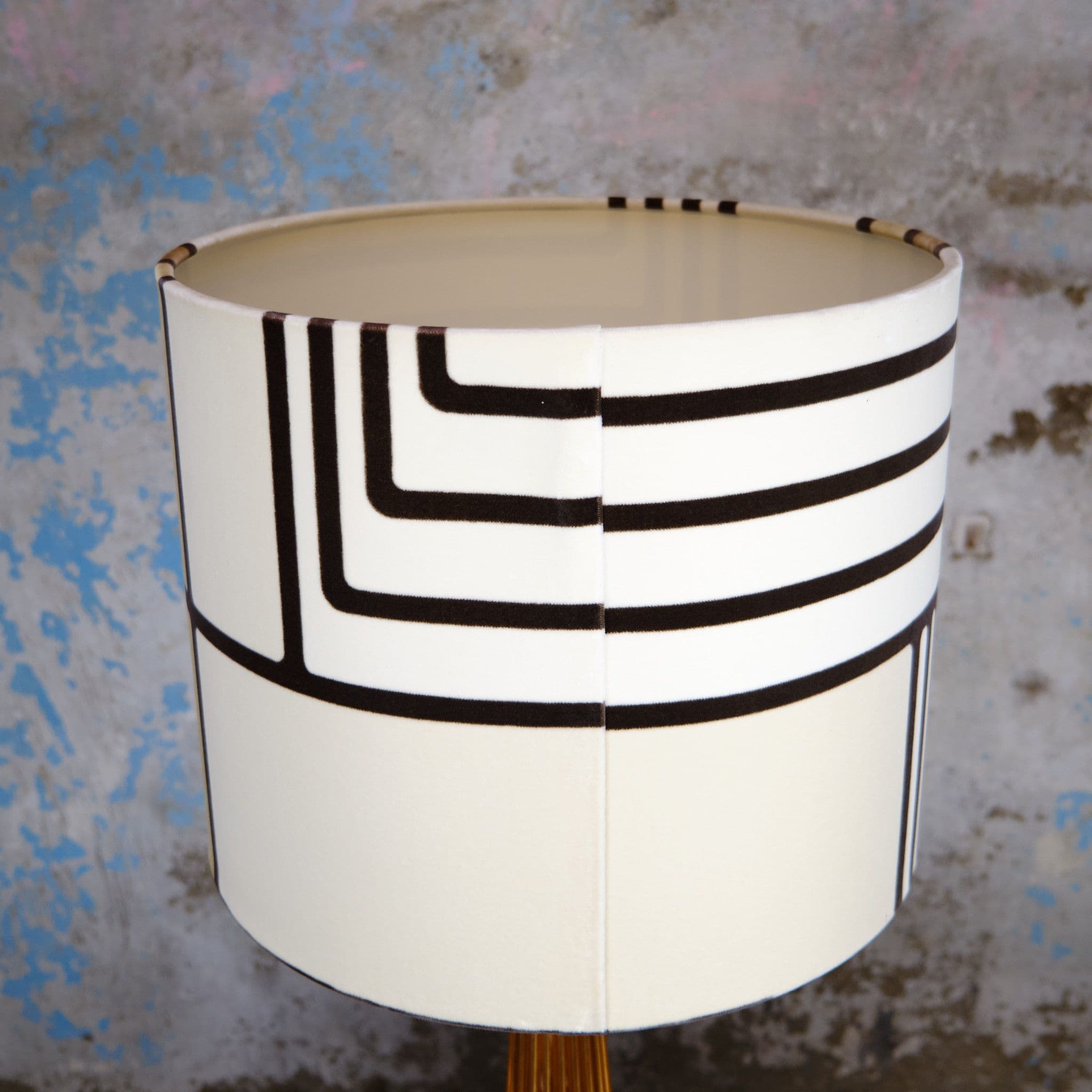 Kinkeldey Tischleuchte Ansicht Naht Stoffschirm